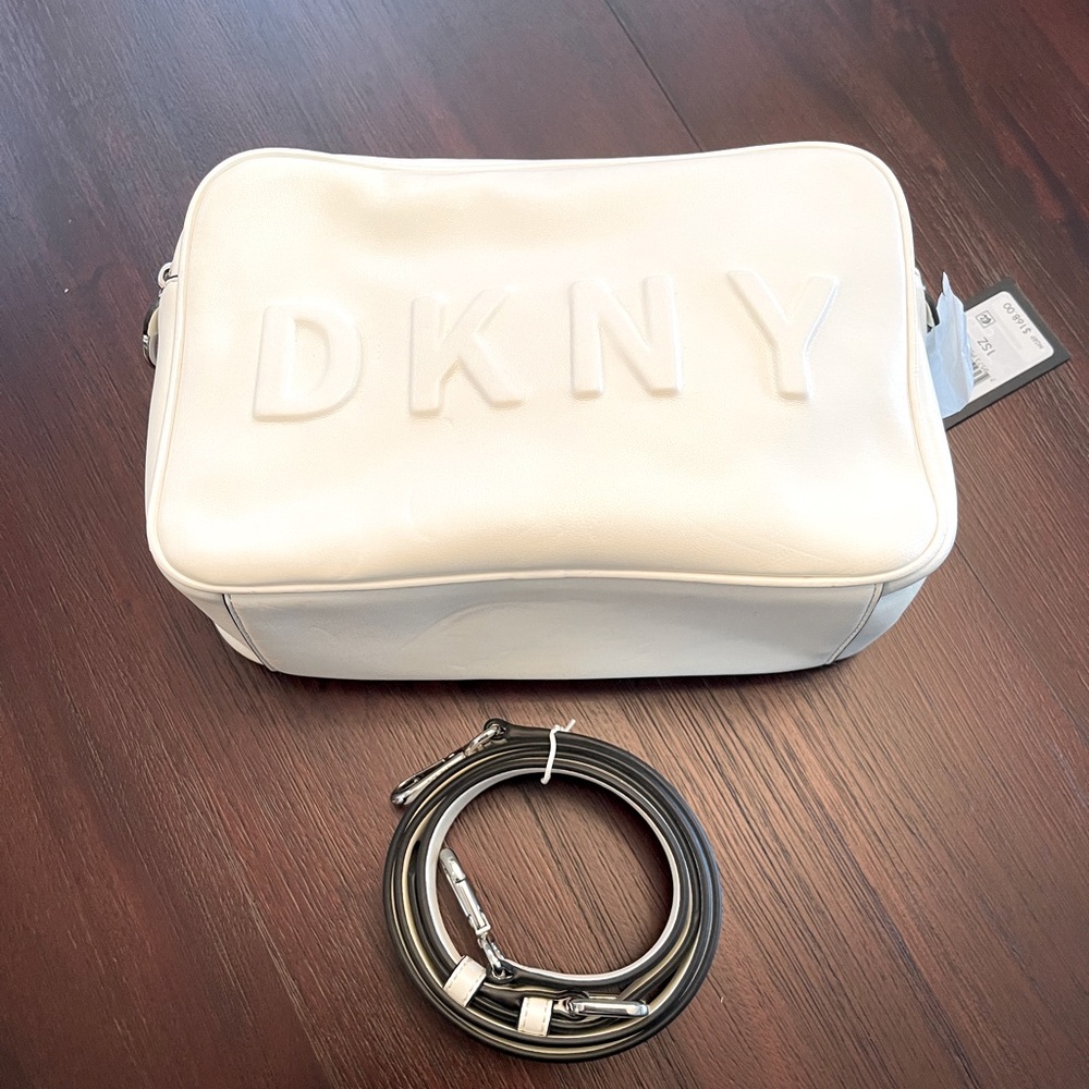 DKNY Tilly Camera Bag